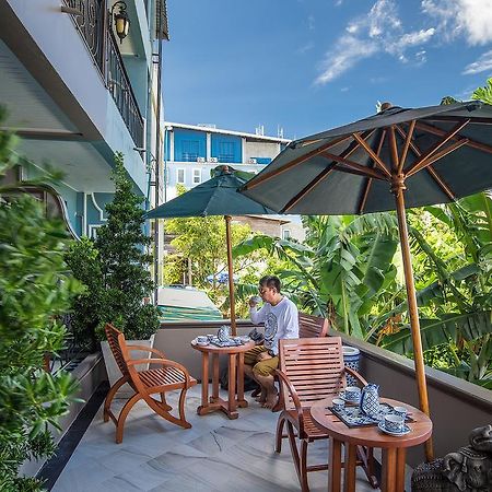 ยู เรสซิเดนต์ โฮเทล Hotel Krabi ภายนอก รูปภาพ