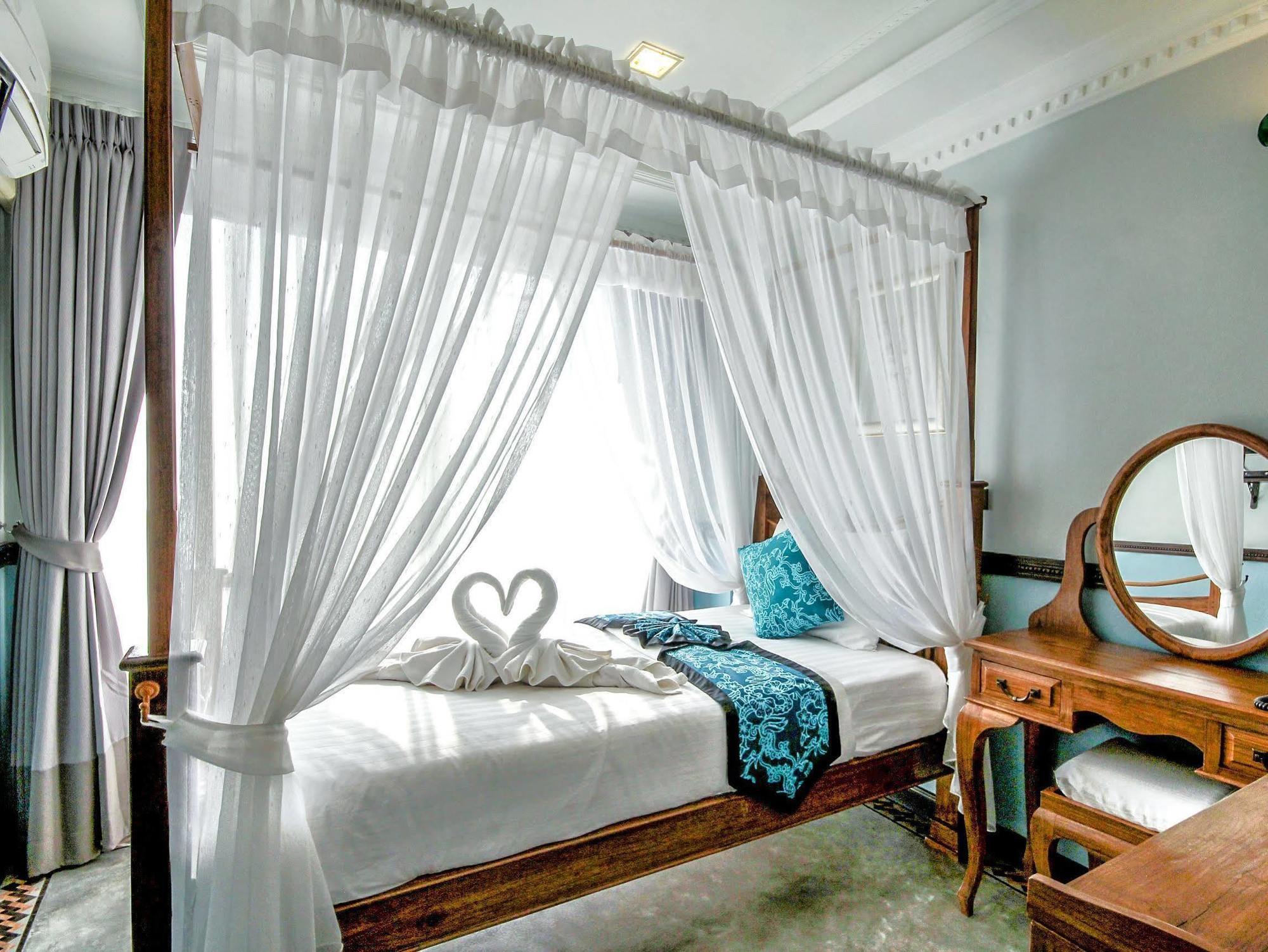 ยู เรสซิเดนต์ โฮเทล Hotel Krabi ภายนอก รูปภาพ