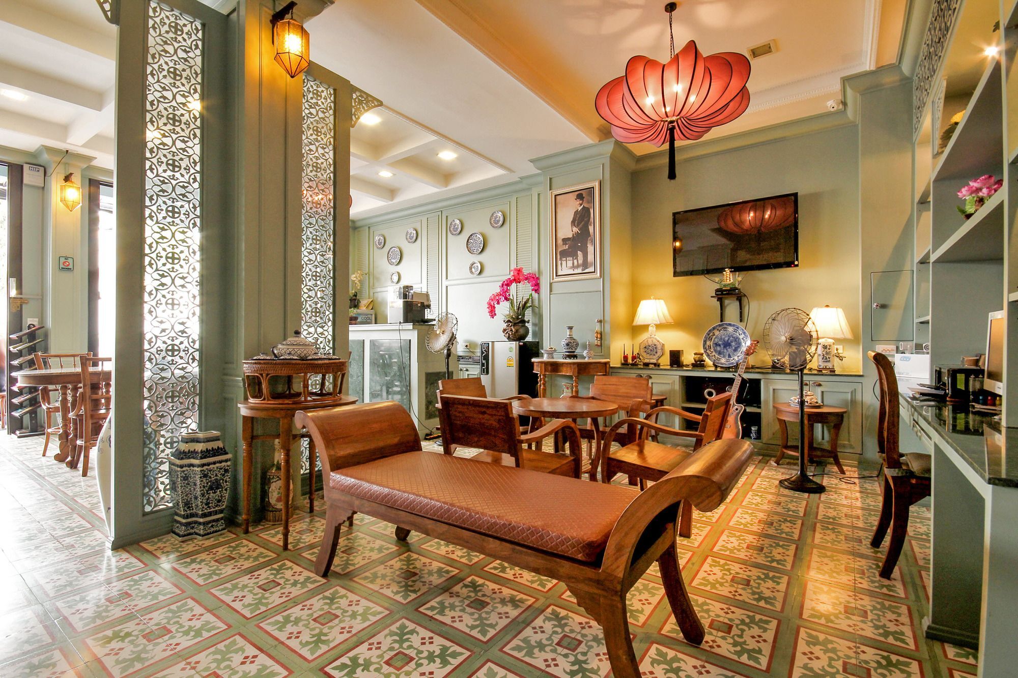 ยู เรสซิเดนต์ โฮเทล Hotel Krabi ภายนอก รูปภาพ