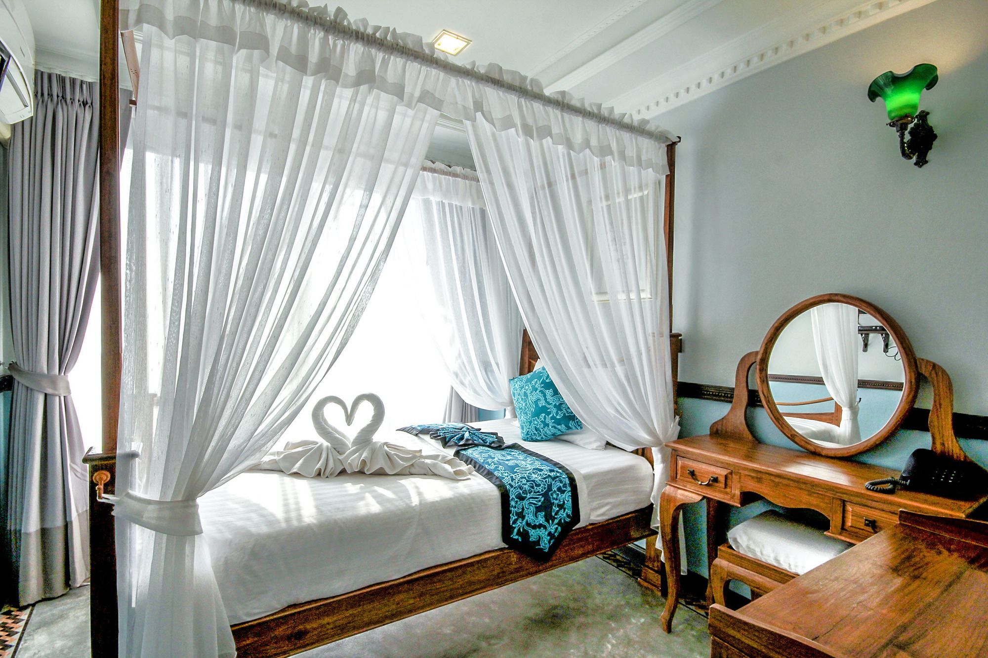 ยู เรสซิเดนต์ โฮเทล Hotel Krabi ภายนอก รูปภาพ